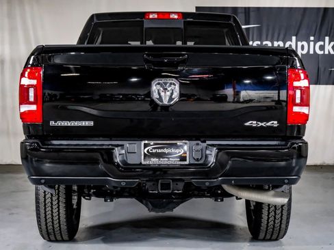 Used 2024 RAM 2500 Laramie w/ Safety Group AWD/4WD image 9