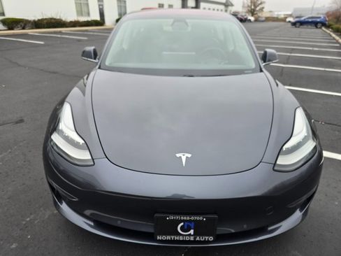 Used 2019 Tesla Model 3 Long Range image 13