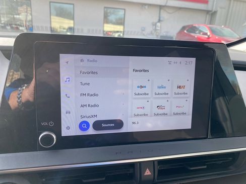 Used 2023 Toyota Prius XLE image 20