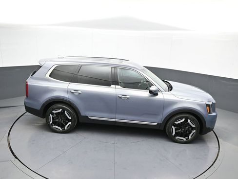 Certified 2023 Kia Telluride S image 37