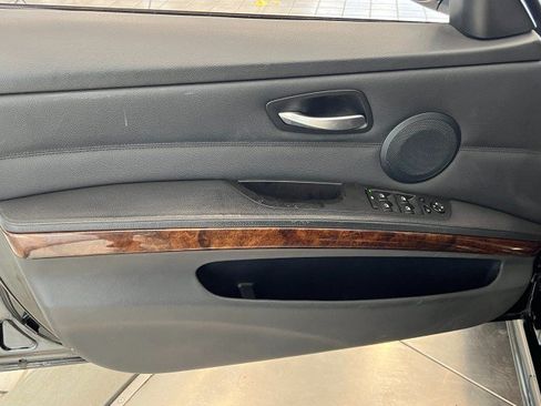 Used 2011 BMW 328i xDrive Sedan AWD/4WD image 12