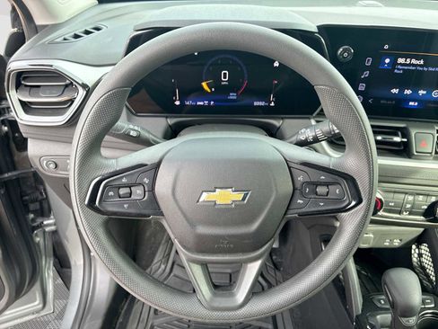 Certified 2025 Chevrolet TrailBlazer LS w/ LS Convenience Package image 10