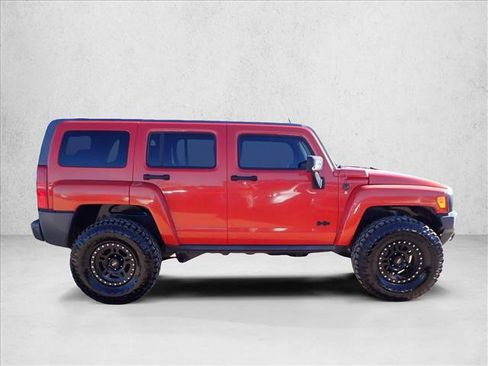 Used 2009 HUMMER H3 Alpha image 5
