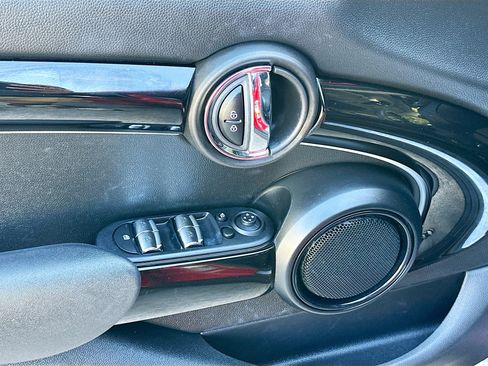 Certified 2023 MINI Cooper S image 17