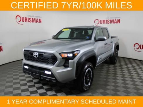 Used 2024 Toyota Tacoma TRD Off-Road AWD/4WD image 2