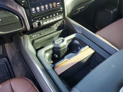 Used 2019 RAM 3500 Limited image 24