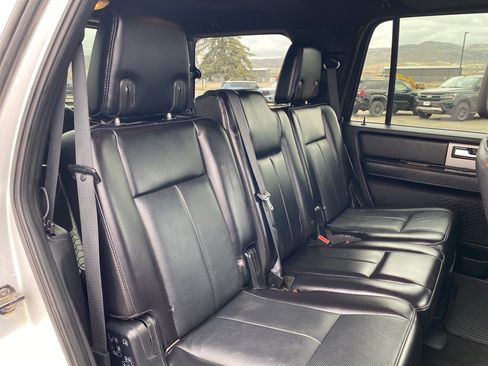 Used 2017 Ford Expedition Limited image 7