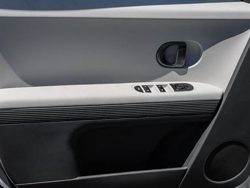 New 2026 Hyundai Ioniq 5 SEL RWD image 24