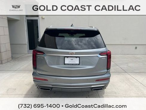 Certified 2023 Cadillac XT6 Premium Luxury w/ Technology Package AWD/4WD image 3