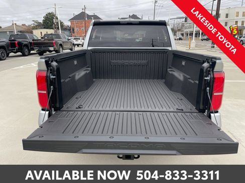 Certified 2025 Toyota Tacoma SR5 image 38