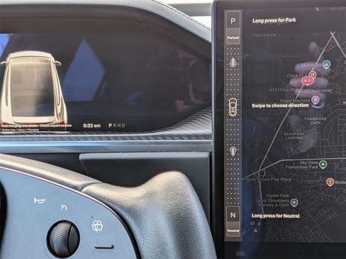 Used 2022 Tesla Model X Plaid image 26