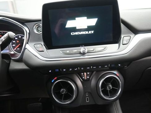 Used 2024 Chevrolet Blazer LT image 10