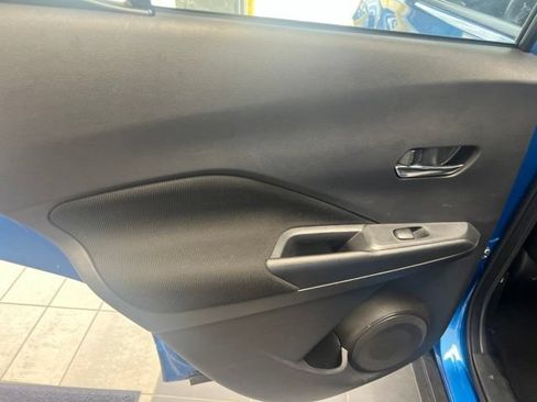 Used 2024 Nissan Kicks SV FWD image 11