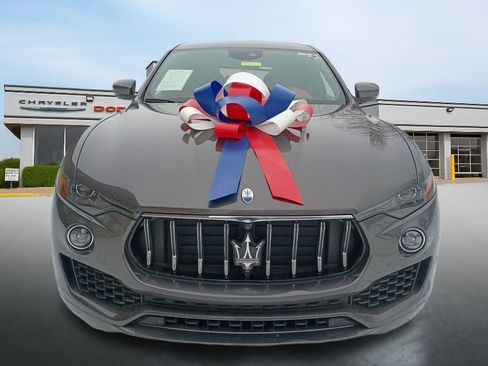 Used 2023 Maserati Levante GT AWD/4WD image 8