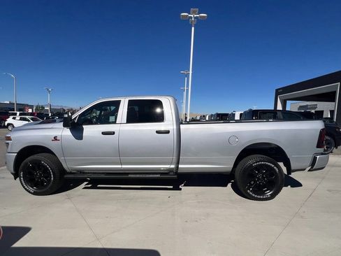 New 2026 RAM 2500 Tradesman AWD/4WD image 3