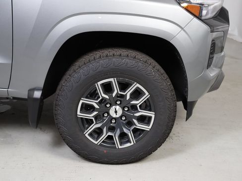 New 2026 Chevrolet Colorado Z71 w/ Z71 Convenience Package 2 AWD/4WD image 6