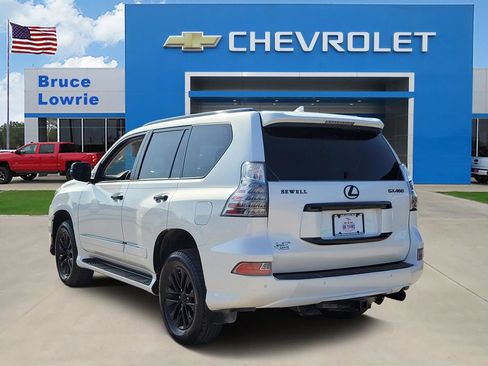 Used 2019 Lexus GX 460 Luxury AWD/4WD image 4
