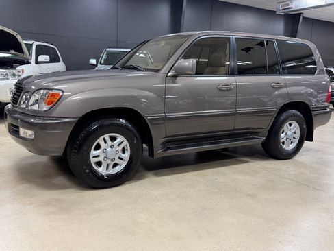 Used 1999 Lexus LX 470 4WD image 12