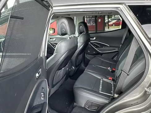 Used 2018 Hyundai Santa Fe Sport FWD image 4