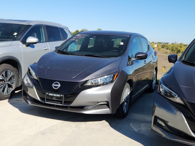 Used 2025 Nissan Leaf S FWD image 1