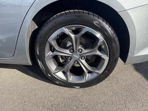 Used 2023 Chevrolet Malibu LT image 32