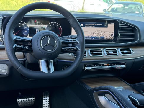 New 2025 Mercedes-Benz GLS 450 4MATIC image 28