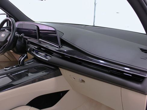 Used 2022 Cadillac Escalade Premium Luxury w/ Performance Package RWD image 48