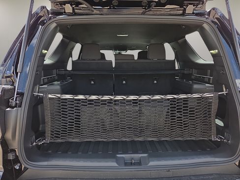 New 2026 Toyota 4Runner SR5 AWD/4WD image 13