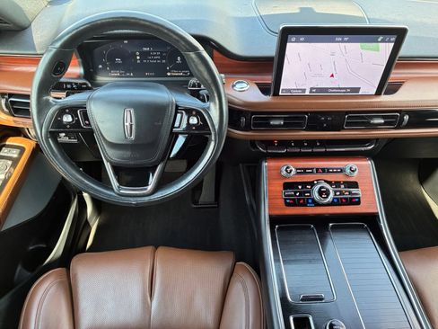 Used 2021 Lincoln Aviator Reserve w/ Equipment Group 201A RWD image 17