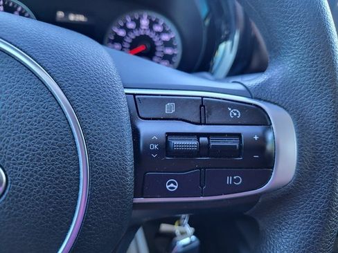 Used 2021 Kia K5 LX image 18