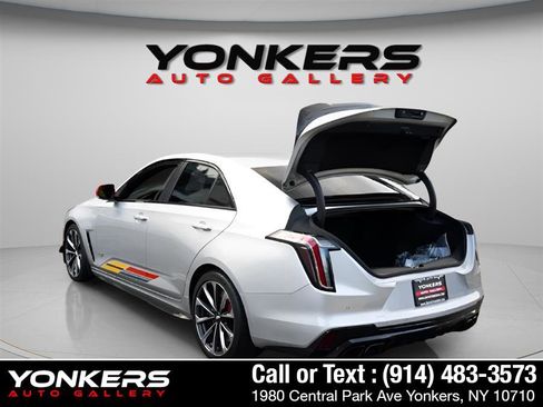 Used 2024 Cadillac CT4 V Blackwing w/ Arrival Edition image 2