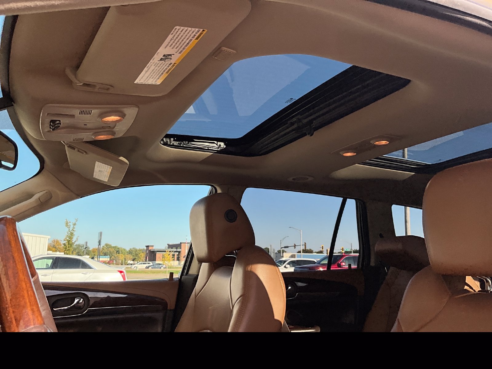 Used 2016 Buick Enclave Premium w/ Experience Buick Package FWD image 22
