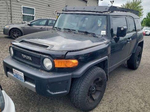 Used 2007 Toyota FJ Cruiser 4WD image 3