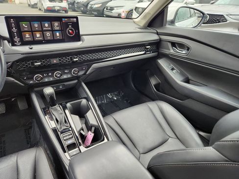 Used 2023 Honda Accord EX-L image 14
