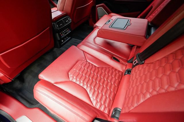 Used 2022 Lamborghini Urus AWD/4WD image 77