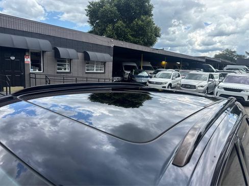 Used 2019 Porsche Cayenne S AWD/4WD image 11