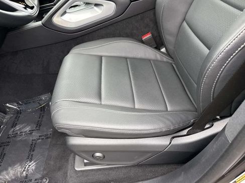 Used 2025 Mercedes-Benz GLE 350 4MATIC image 15