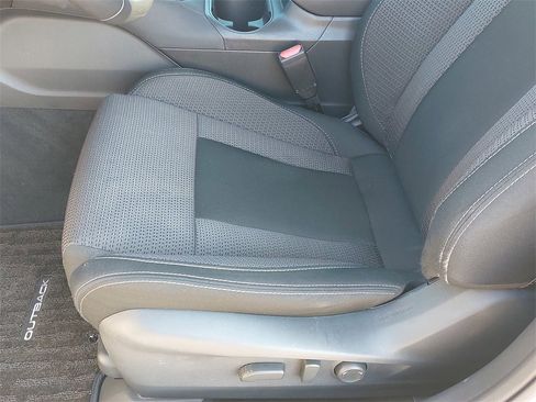 Used 2023 Subaru Outback Premium image 25