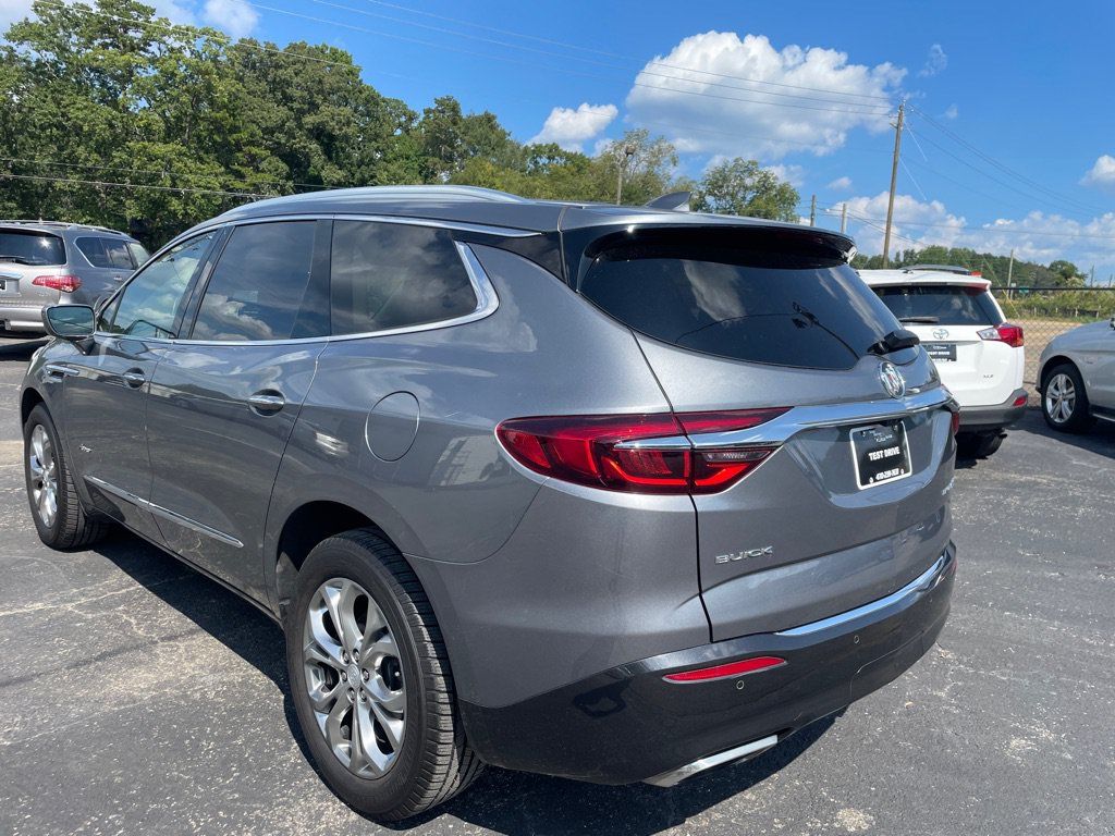 Used 2018 Buick Enclave Avenir w/ Avenir Technology Package AWD/4WD image 4