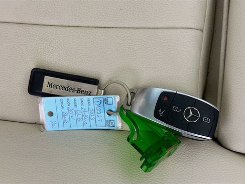 Used 2023 Mercedes-Benz GLB 250 image 37