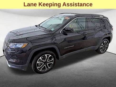 Used 2023 Jeep Compass Limited AWD/4WD image 4