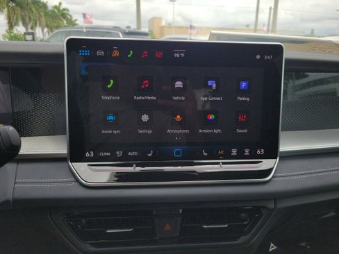 New 2026 Volkswagen Tiguan SE R-Line FWD image 23
