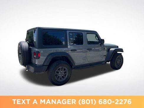 Used 2022 Jeep Wrangler Unlimited Sport AWD/4WD image 5