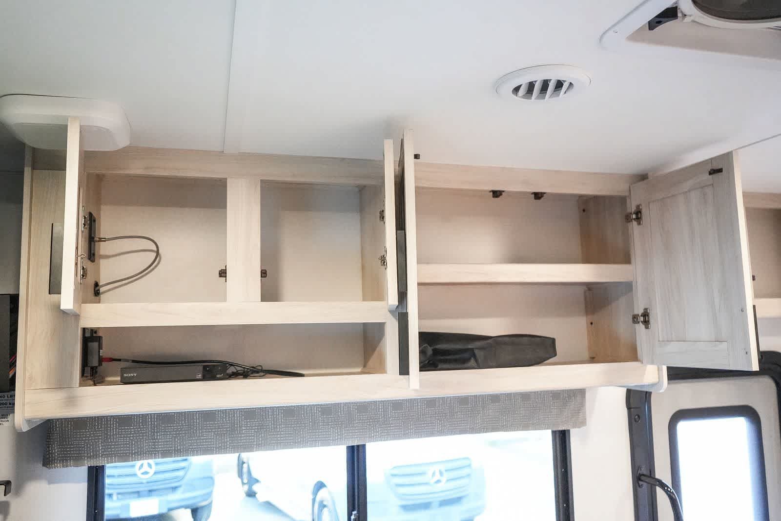 Used 2023 Ford E-450 and Econoline 450 Super Duty w/ Motorhome Prep Package RWD image 73