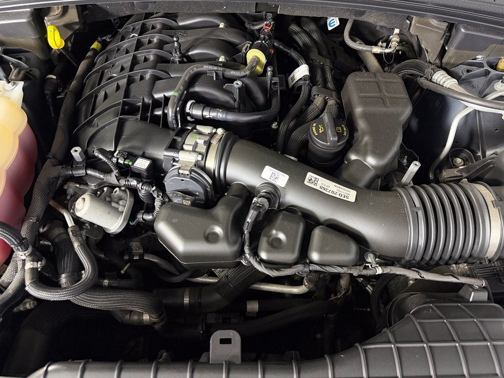 Used 2024 Jeep Grand Cherokee Overland AWD/4WD image 25