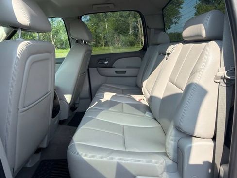 Used 2011 GMC Sierra 2500 SLT w/ SLT Convenience Package AWD/4WD image 5