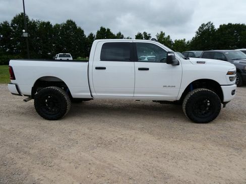 New 2026 RAM 2500 Big Horn AWD/4WD image 4