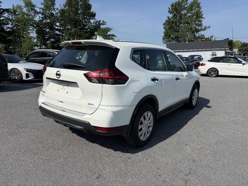 Used 2018 Nissan Rogue S AWD/4WD image 6