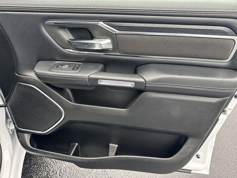 Used 2024 RAM 1500 Laramie image 14
