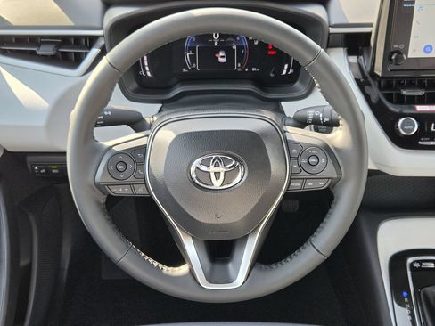 Used 2026 Toyota Corolla SE FWD image 15